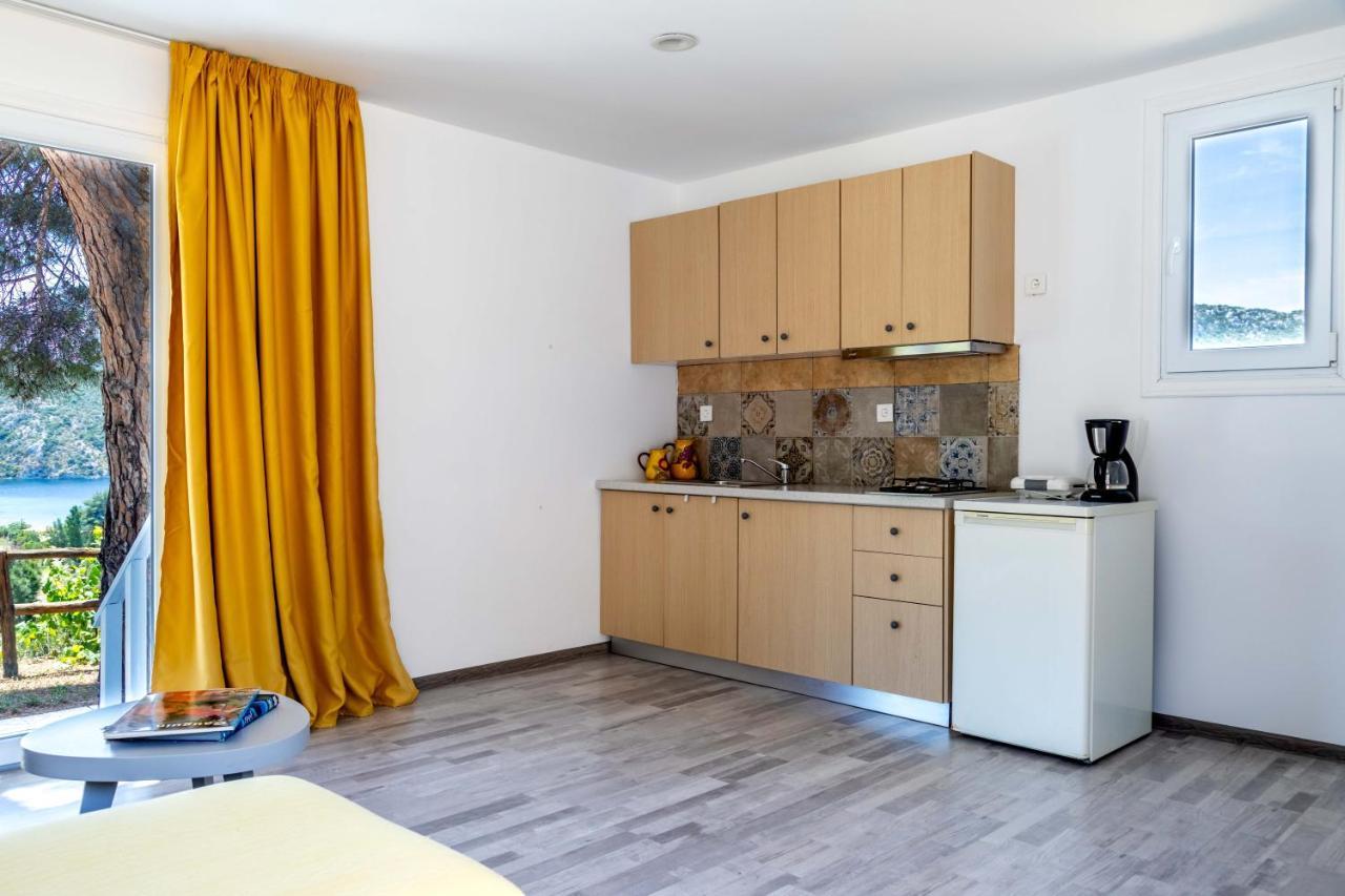 Porto Koufo Resort Bungalows Buitenkant foto